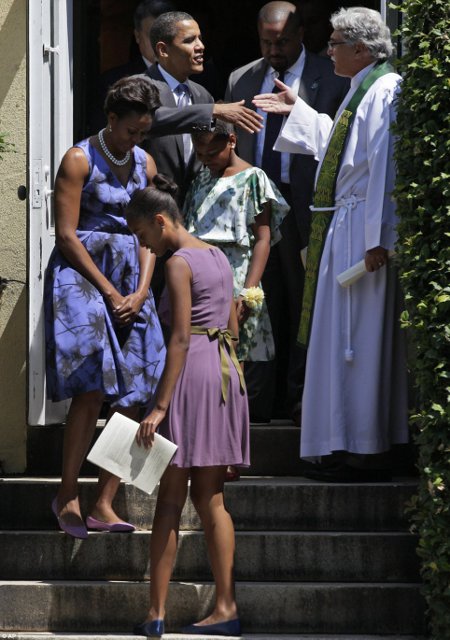 Obama Goes To Church 