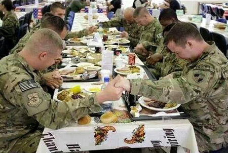 Soldiers at Thanksgiving dinner